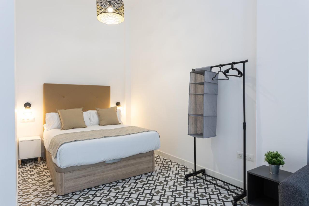 Holidays2Malaga Picasuss Loft New Built Close Huelin Beach And Promenade Exteriör bild