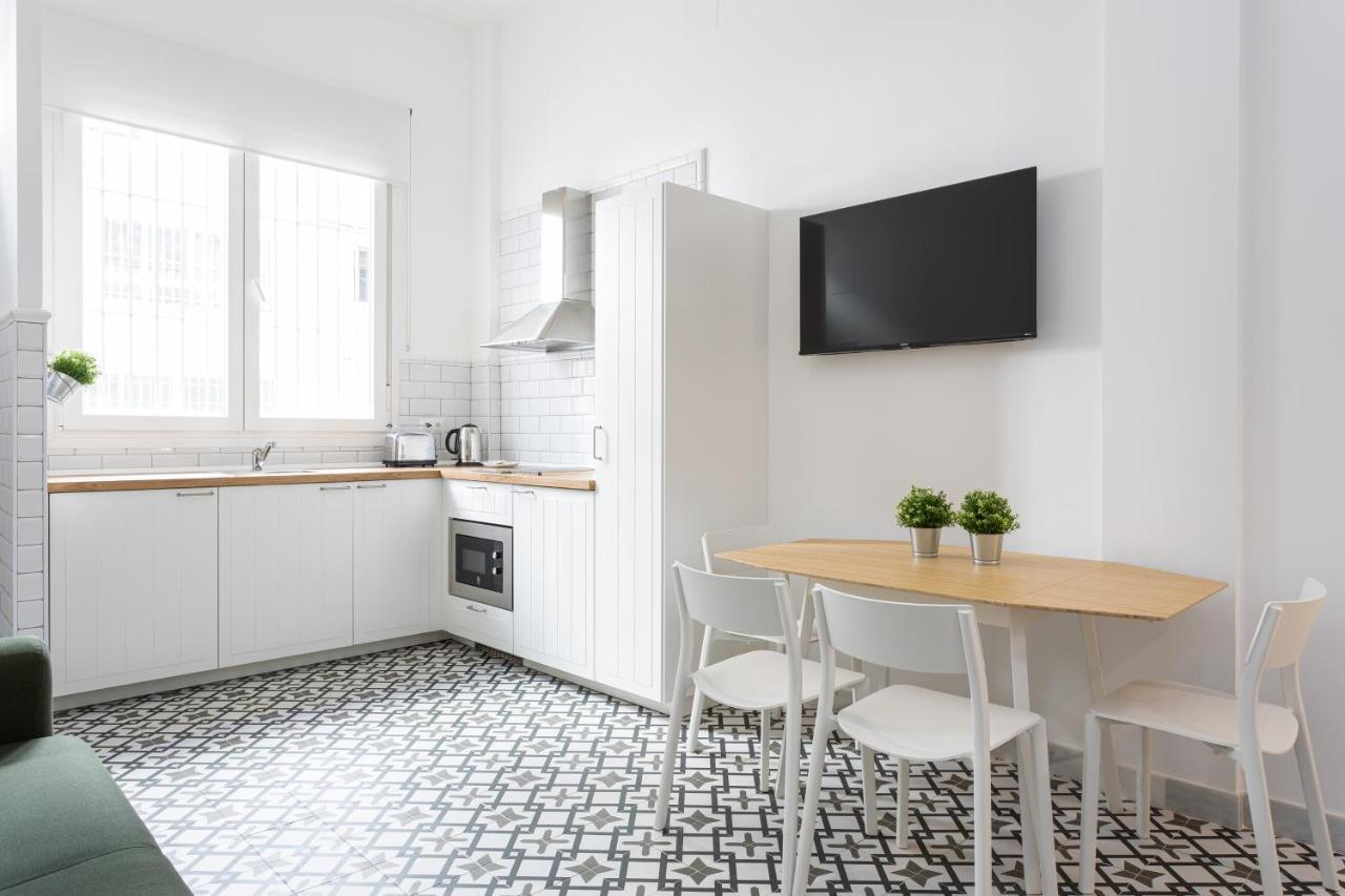 Holidays2Malaga Picasuss Loft New Built Close Huelin Beach And Promenade Exteriör bild