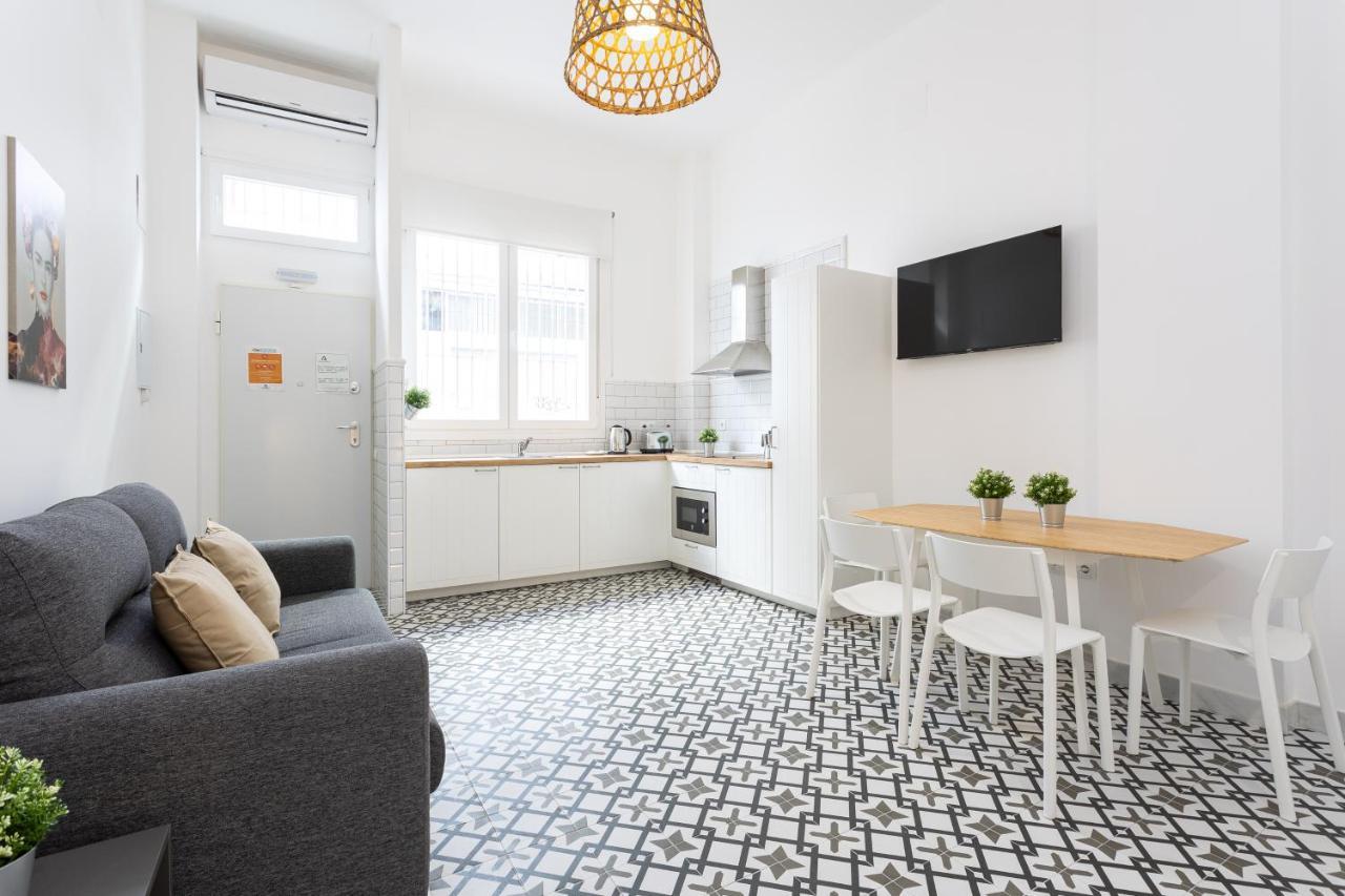 Holidays2Malaga Picasuss Loft New Built Close Huelin Beach And Promenade Exteriör bild