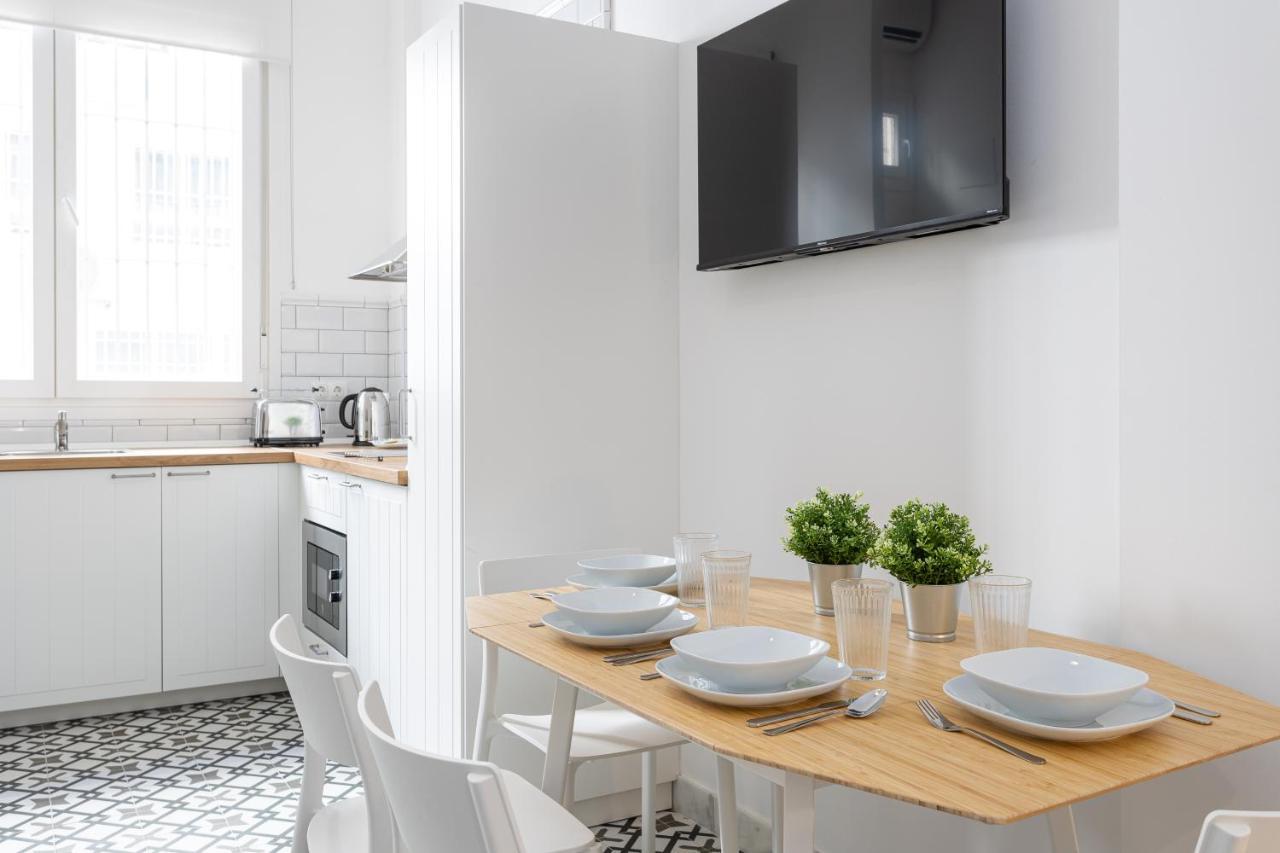 Holidays2Malaga Picasuss Loft New Built Close Huelin Beach And Promenade Exteriör bild