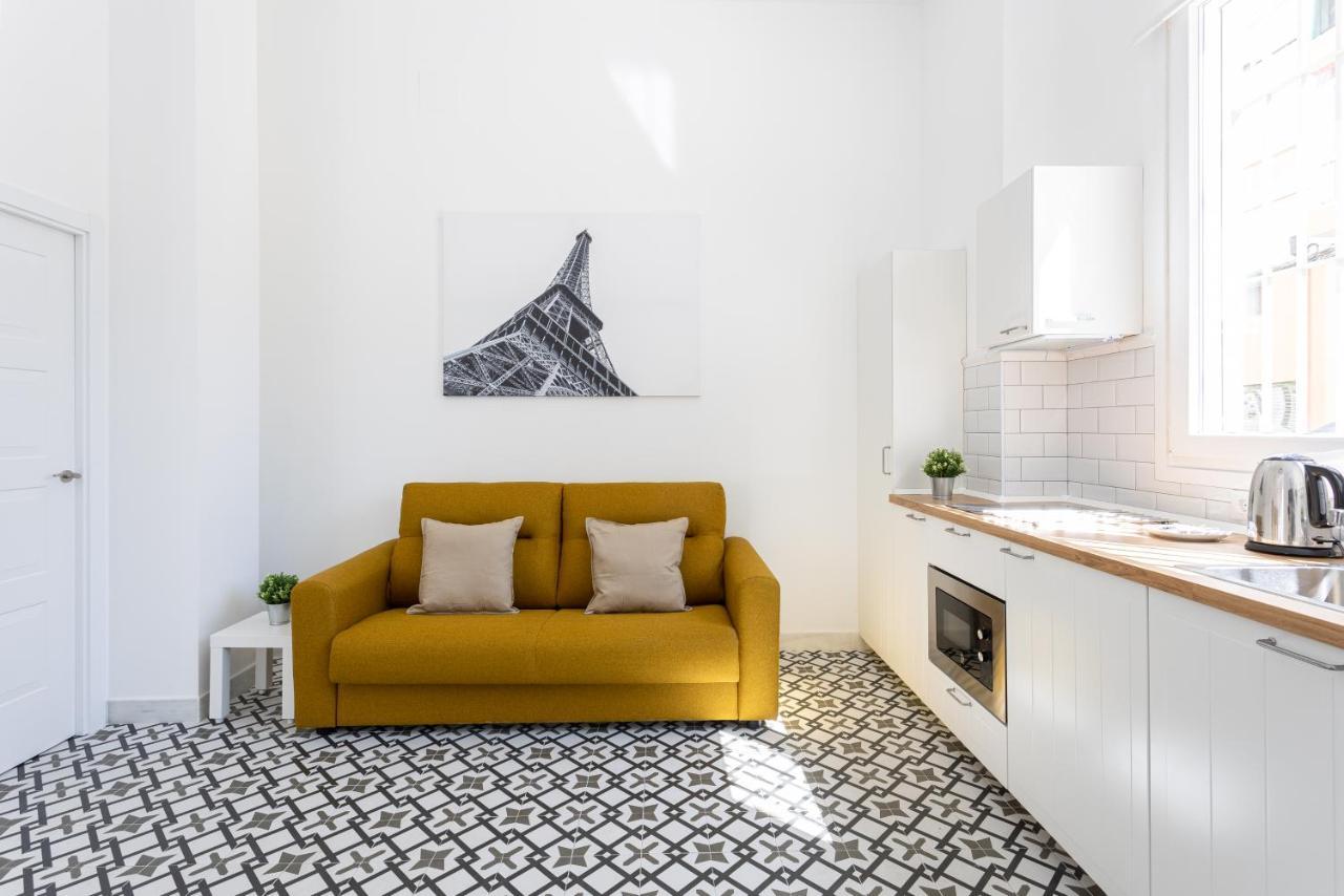 Holidays2Malaga Picasuss Loft New Built Close Huelin Beach And Promenade Exteriör bild