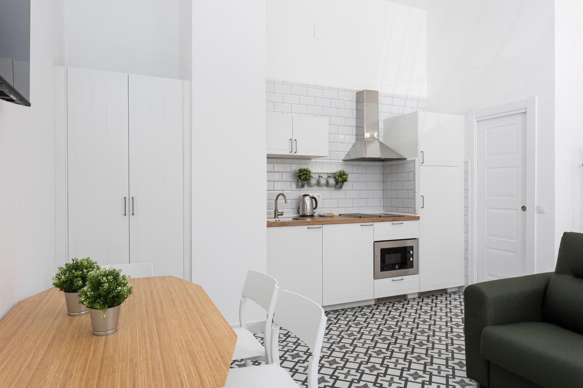 Holidays2Malaga Picasuss Loft New Built Close Huelin Beach And Promenade Exteriör bild